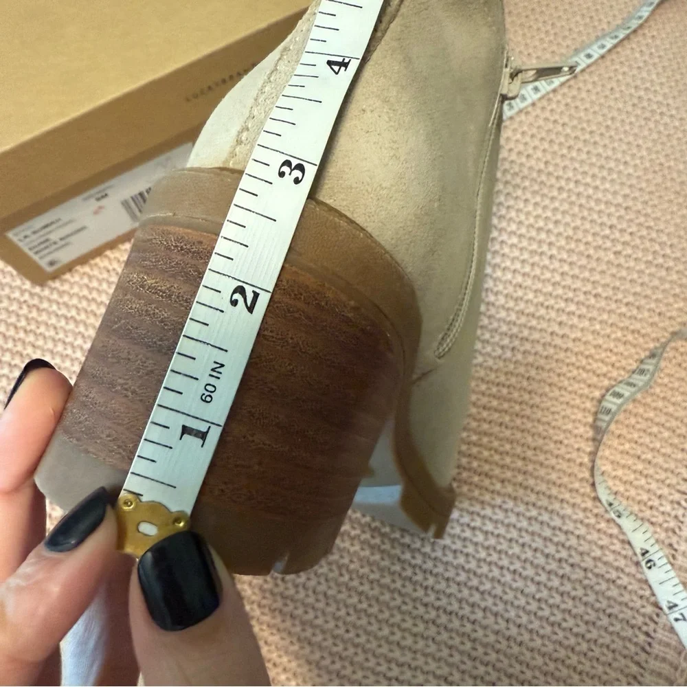 NWT Lucky Brand Sumah Platform Bootie in Dune Suede size 8